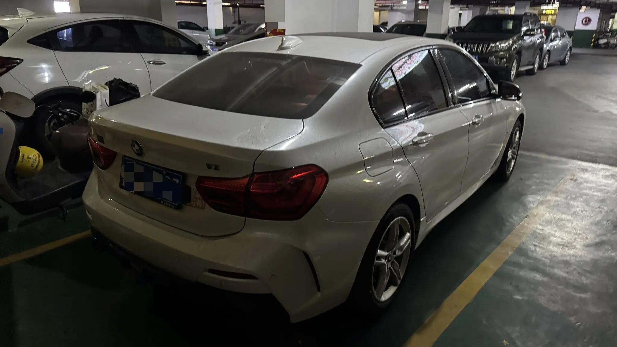 BMW 1 Series 2021 Changed to 120i M Sports Obsidian Night Edition 4