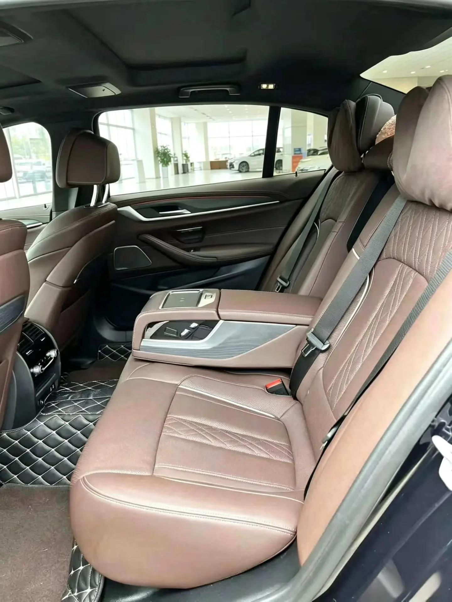 BMW 5 Series 2022 Modified 2 530Li Exclusive M Sports Suit 8