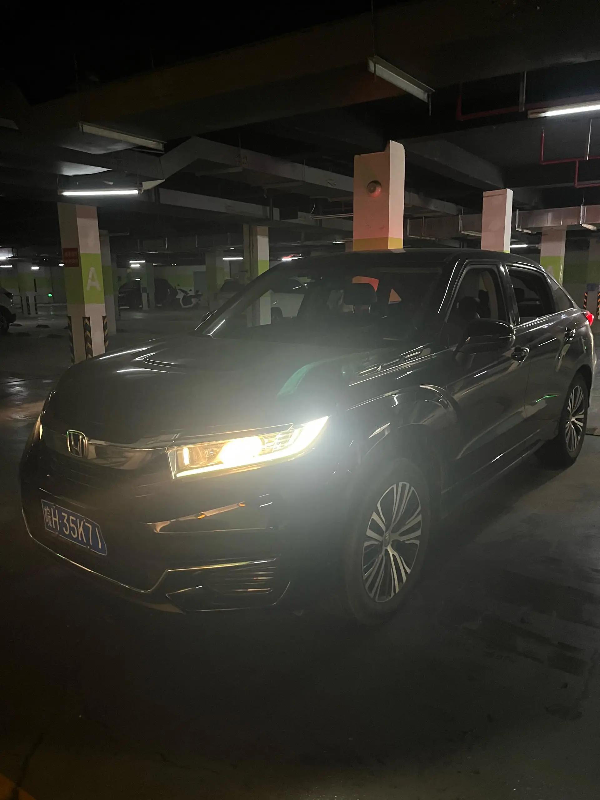 Открыть галерею: Crown Road 2020 240TURBO Two-Drive Elite Edition