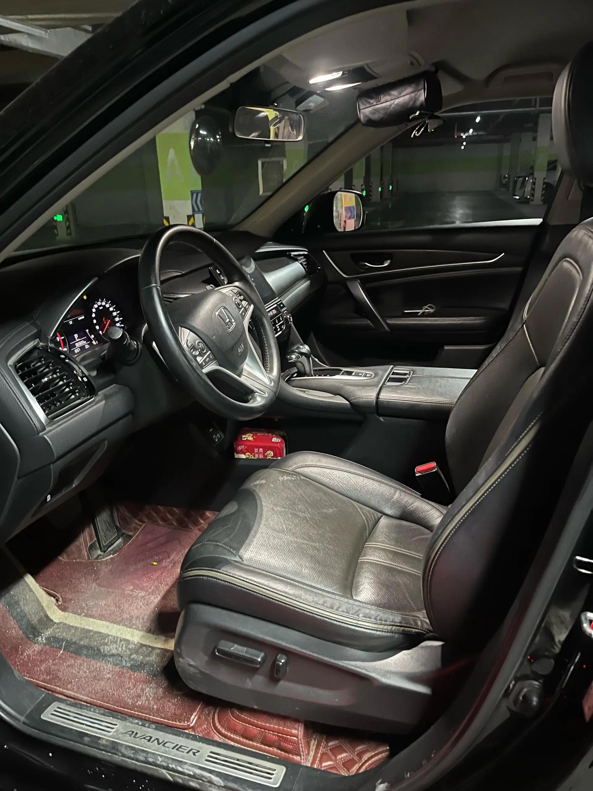 Crown Road 2020 240TURBO Two-Drive Elite Edition 6