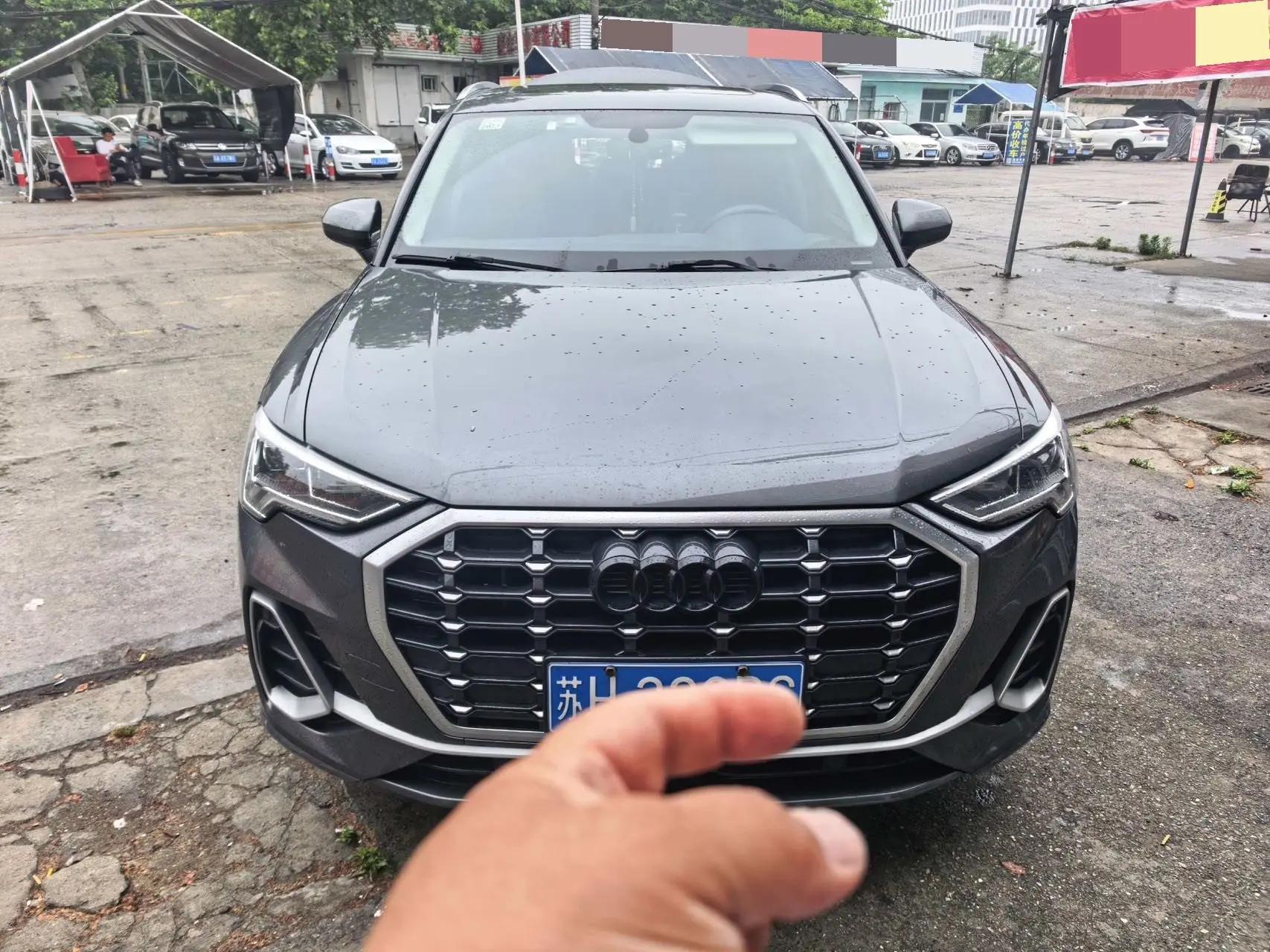 Audi Q3 2021 35 TFSI Enjoys Life Edition 2