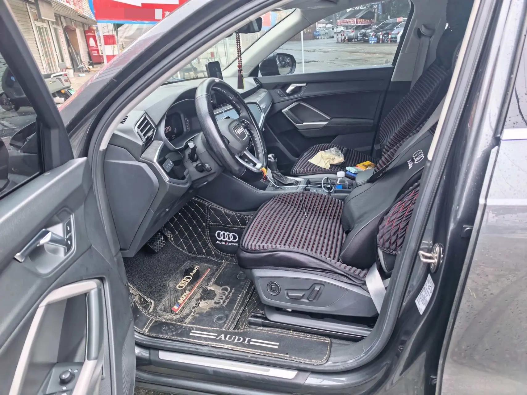 Audi Q3 2021 35 TFSI Enjoys Life Edition 6