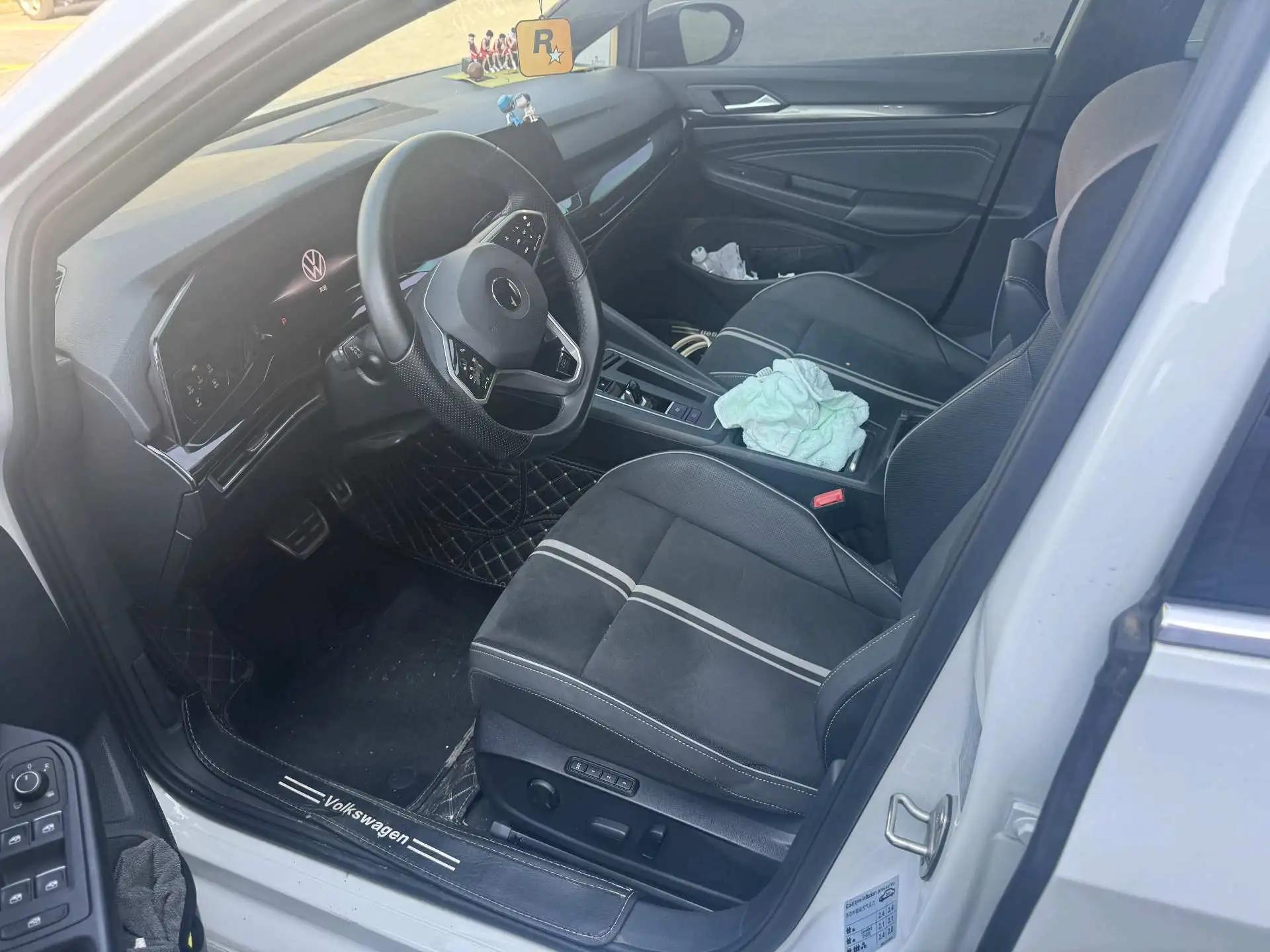 Volkswagen 2023 Golf 8 R-Line 1.4TSI 280TSI Automatic 4
