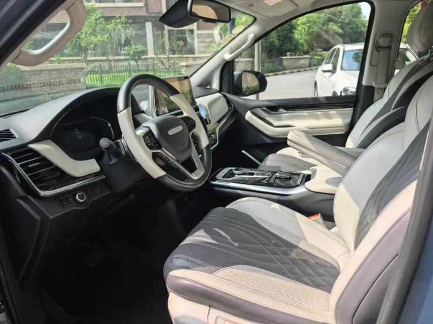 MAXUS MAXUS G20 2021 PLUS 2.0T Gasoline Automatic Premium Edition 4