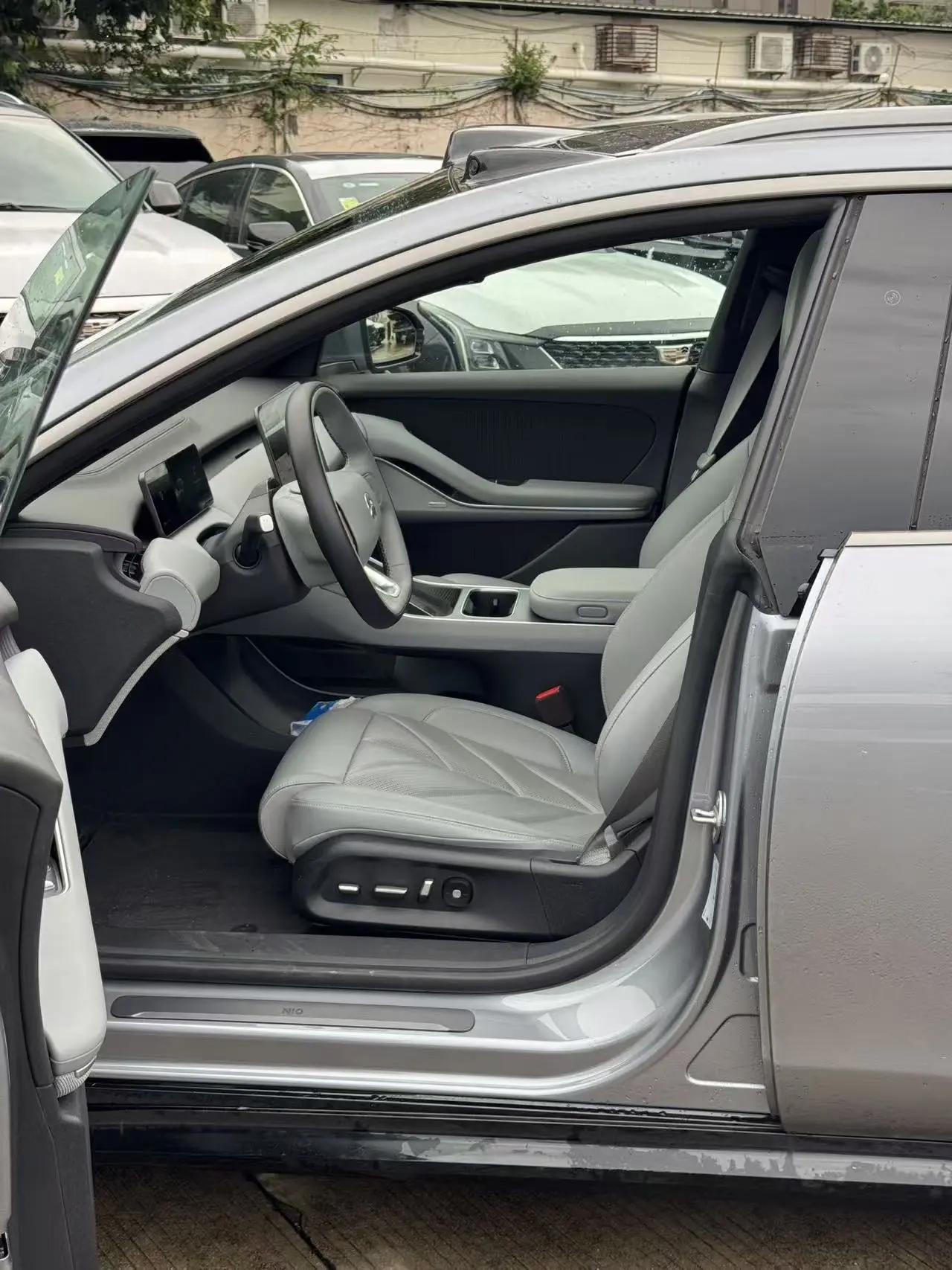 NIO 2025 ET5T 75kWh Touring automatic 4