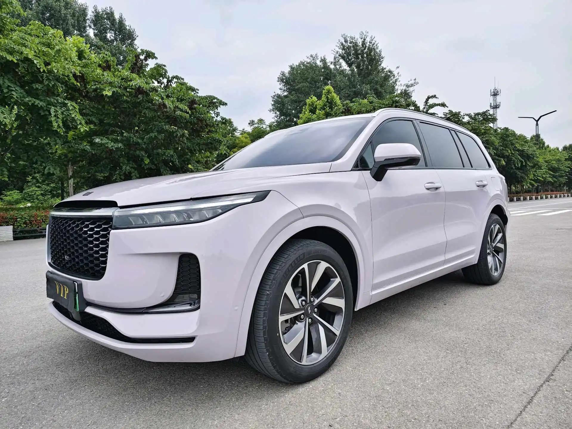 Li ONE 2021 extended 6-seat version