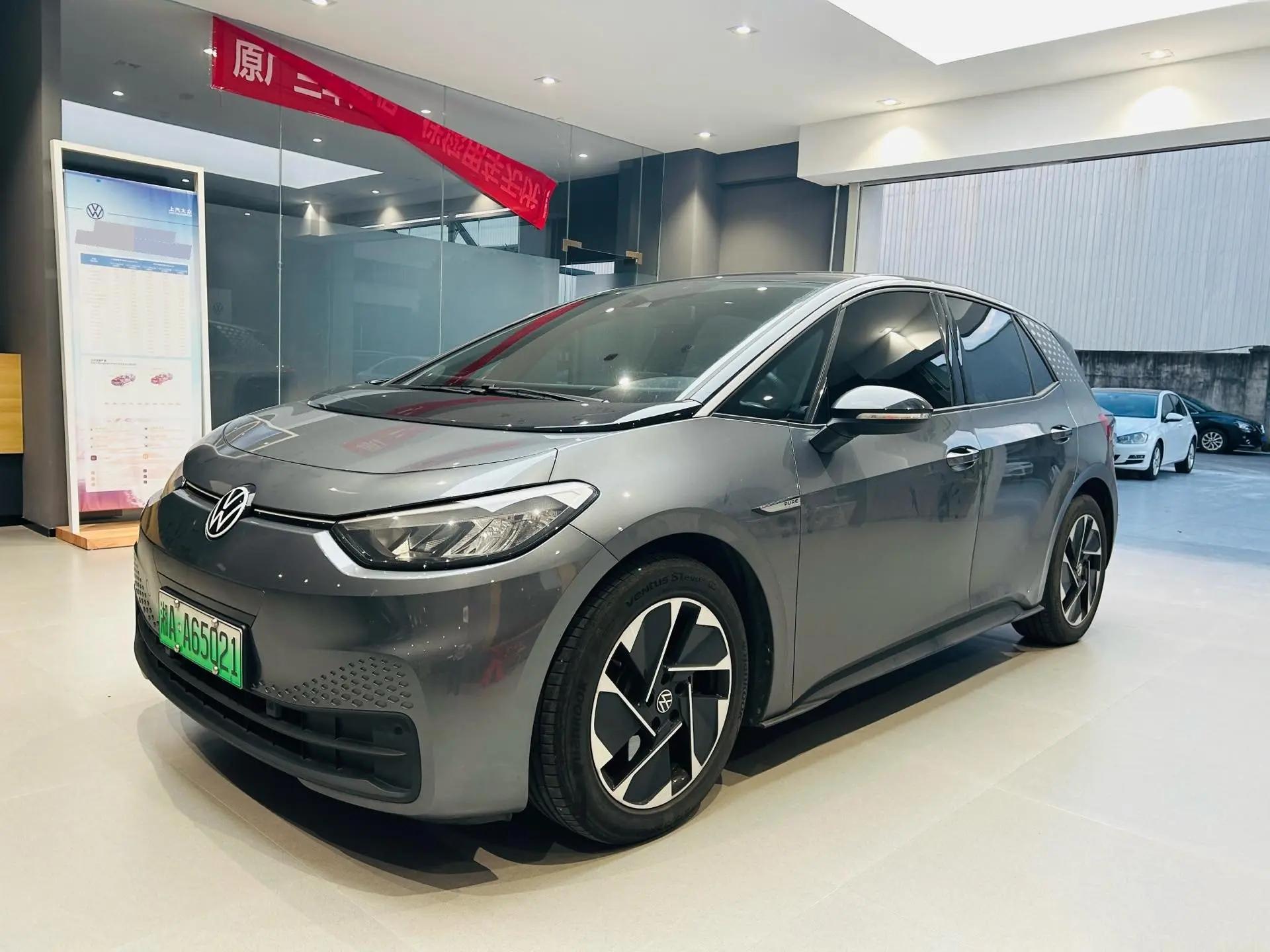 Volkswagen 2023 ID. 3 Upgraded Pure Smart Edition, Automatic Transmission
