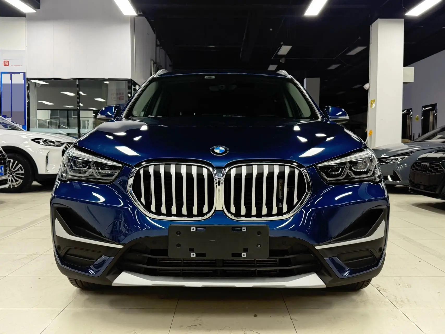 BMW X1 2022 sDrive20Li exclusive type 2