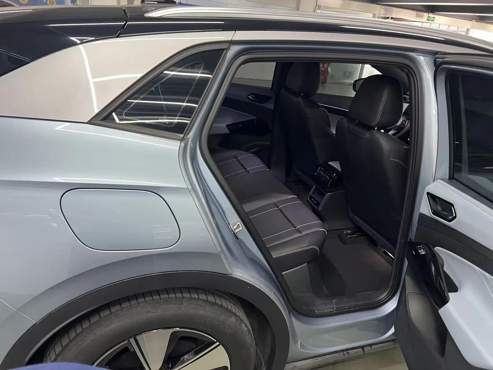 Volkswagen 2024 ID. 4 x Pure Smart Edition Automatic 4
