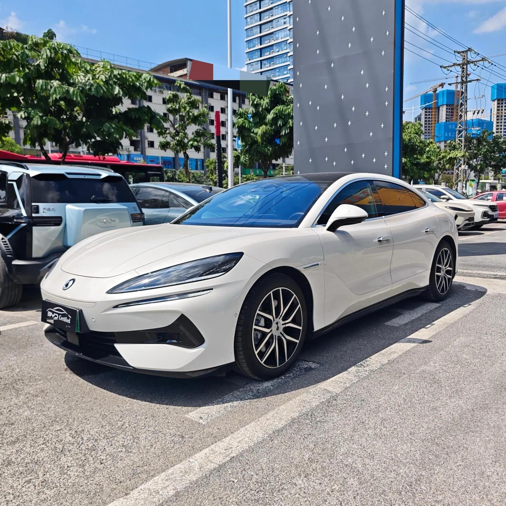 Denza 2024 Denza Z9 2.0T Stepless 1100km Four-wheel Drive Max Edition Automatic Gear