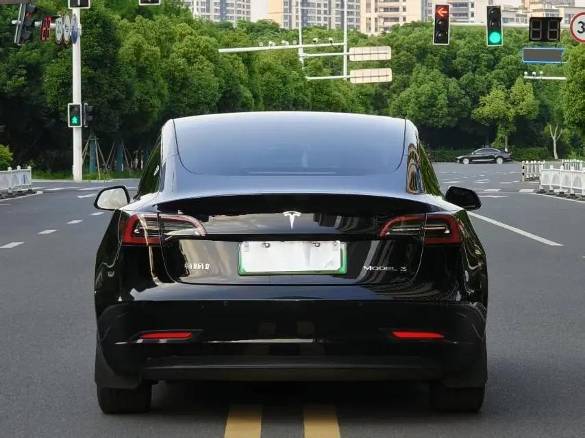 Model 3 2023 Rear-Wheel Drive Edition 5