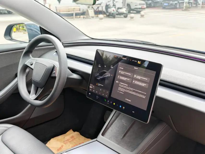 Model 3 2023 Rear-Wheel Drive Edition 6