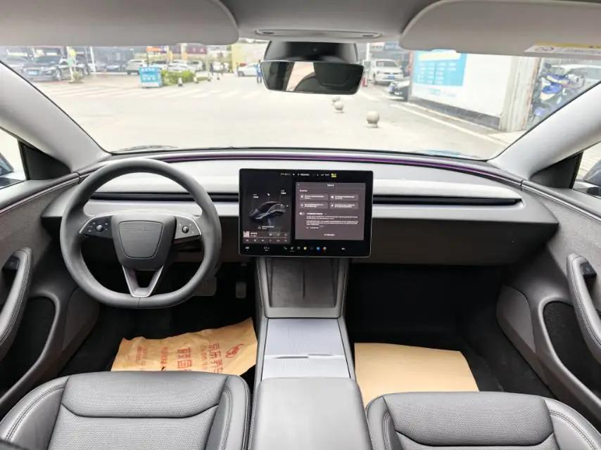 Model 3 2023 Rear-Wheel Drive Edition 7