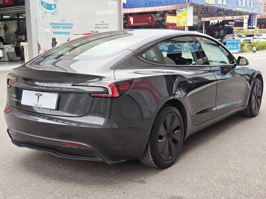 Model 3 2023 Rear-Wheel Drive Edition 8