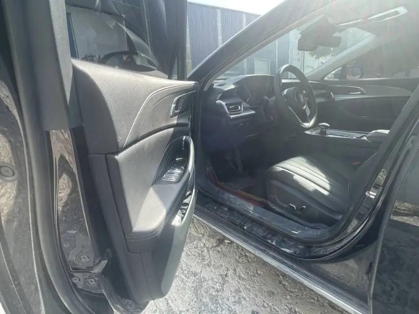 HongQi H5 2023 2.0T Auto Zhilian Flag Edition 2