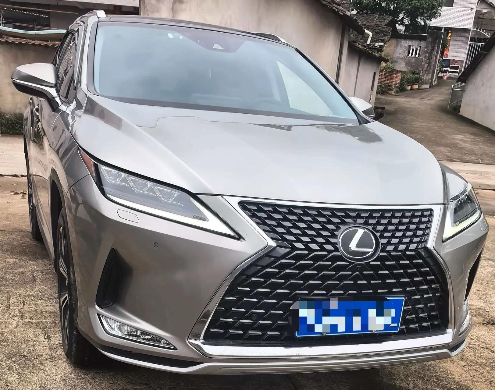 Lexus RX 2021 300 4WD Special Edition 2