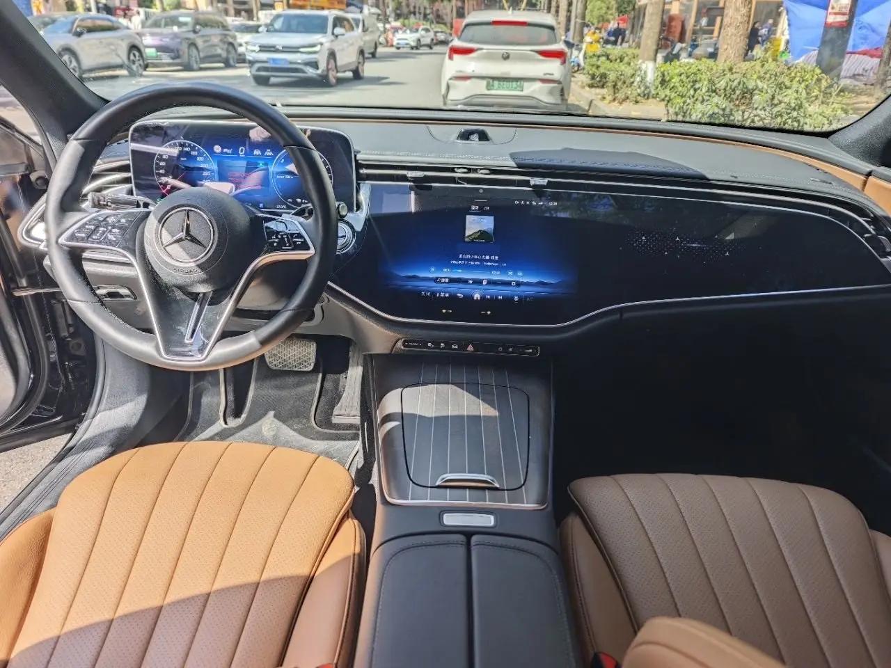 Mercedes Benz E-Class New Energy 2024 Model E 350 e L 2.0T Automatic 4