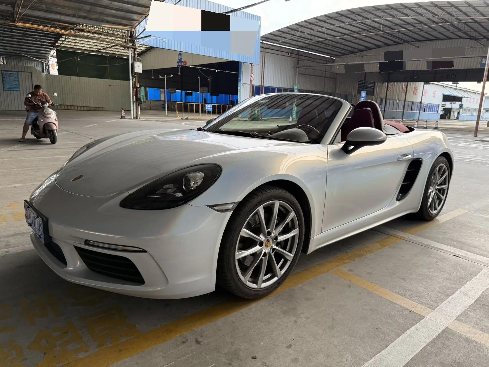 Porsche 718 2022 Boxster 2.0T