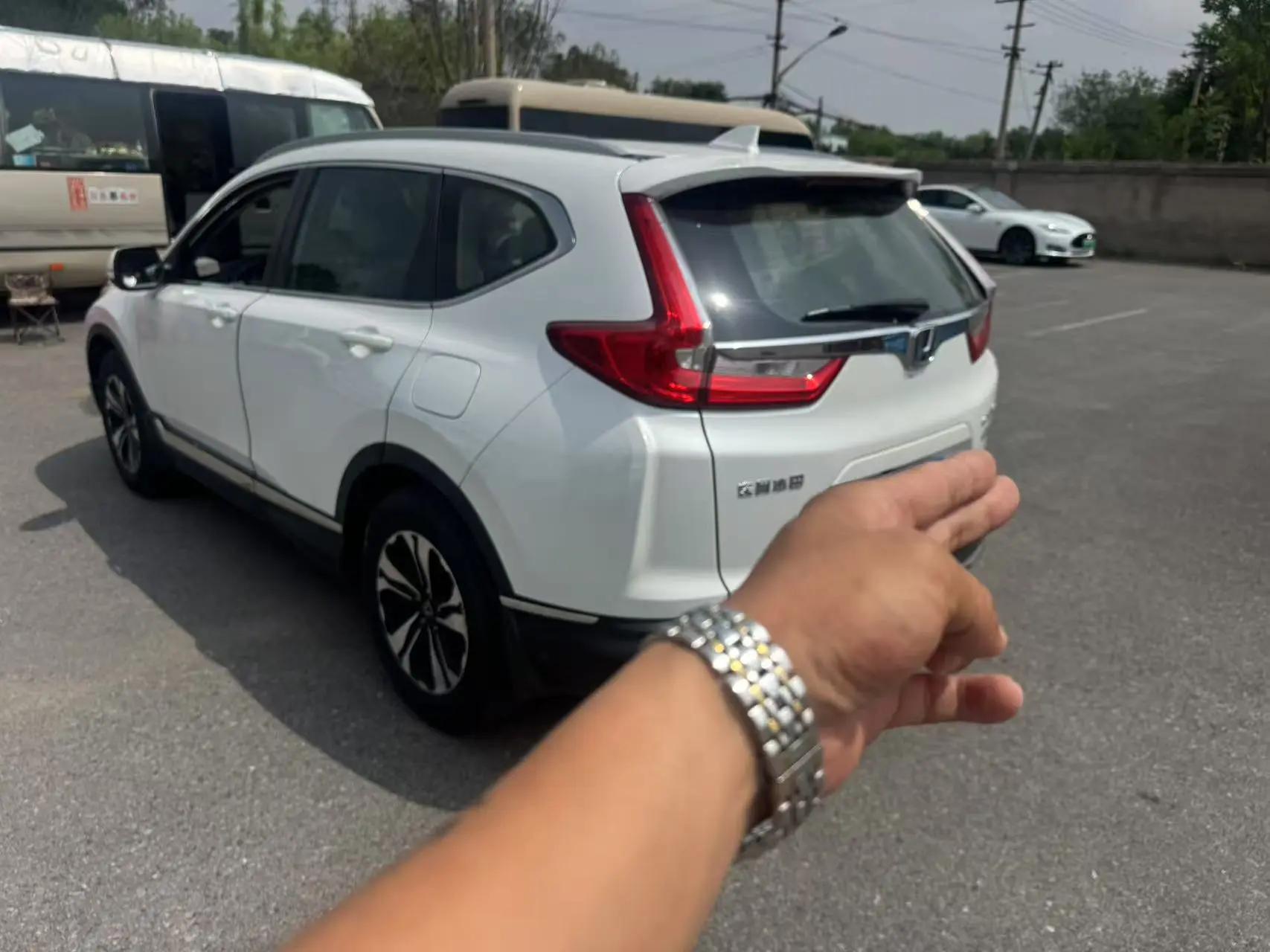 Honda CR-V 2019 Dazzling Edition 240TURBO CVT Two-Drive Comfort Edition National VI 4