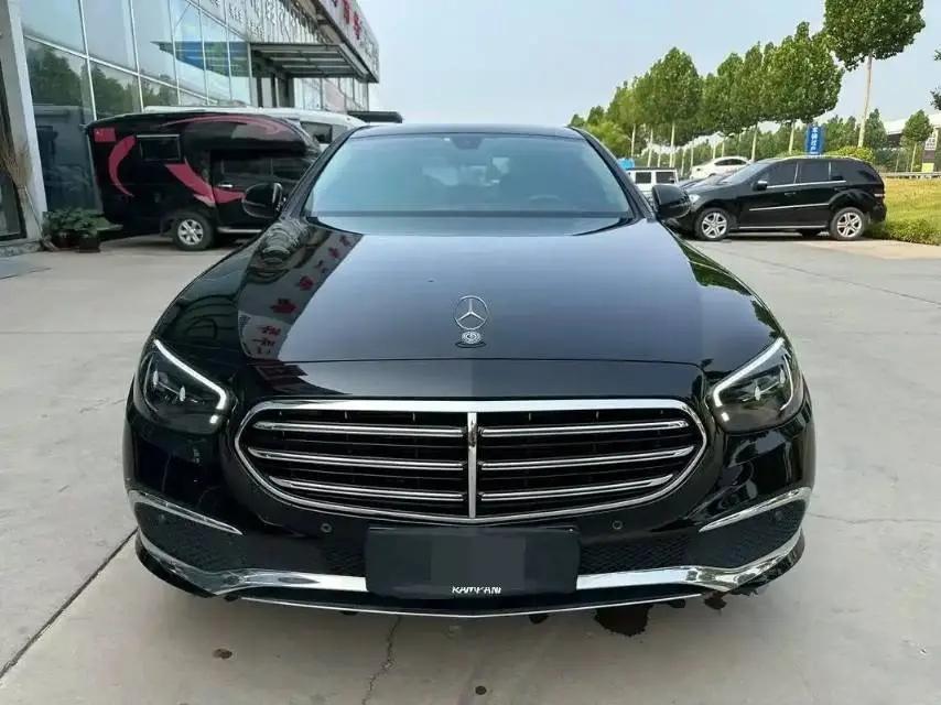 Mercedes Benz Class E 2021 E 260 L 3