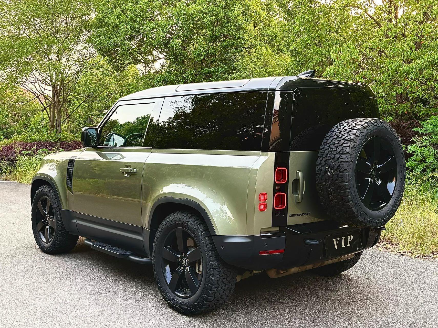Land Rover Guard 2024 90 3.0T P400 HSE 7