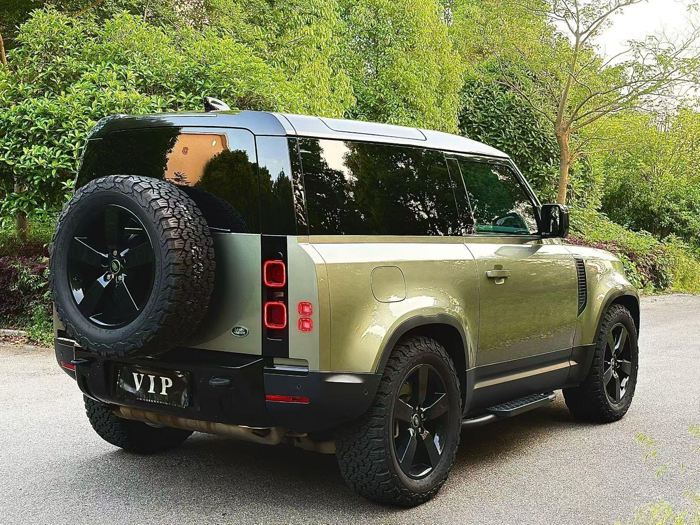 Land Rover Guard 2024 90 3.0T P400 HSE 9