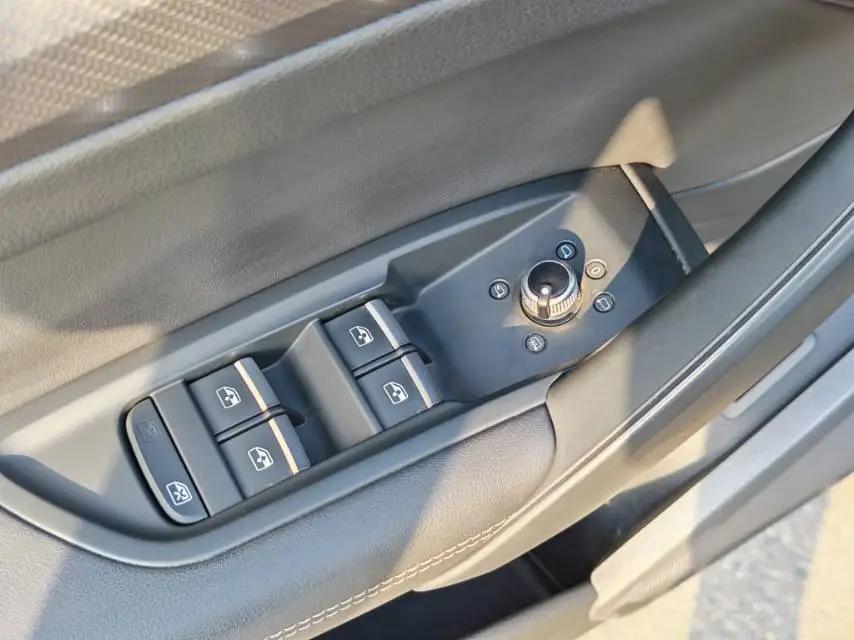 Audi Q5L 2022 model change 40T luxury dynamic model 17