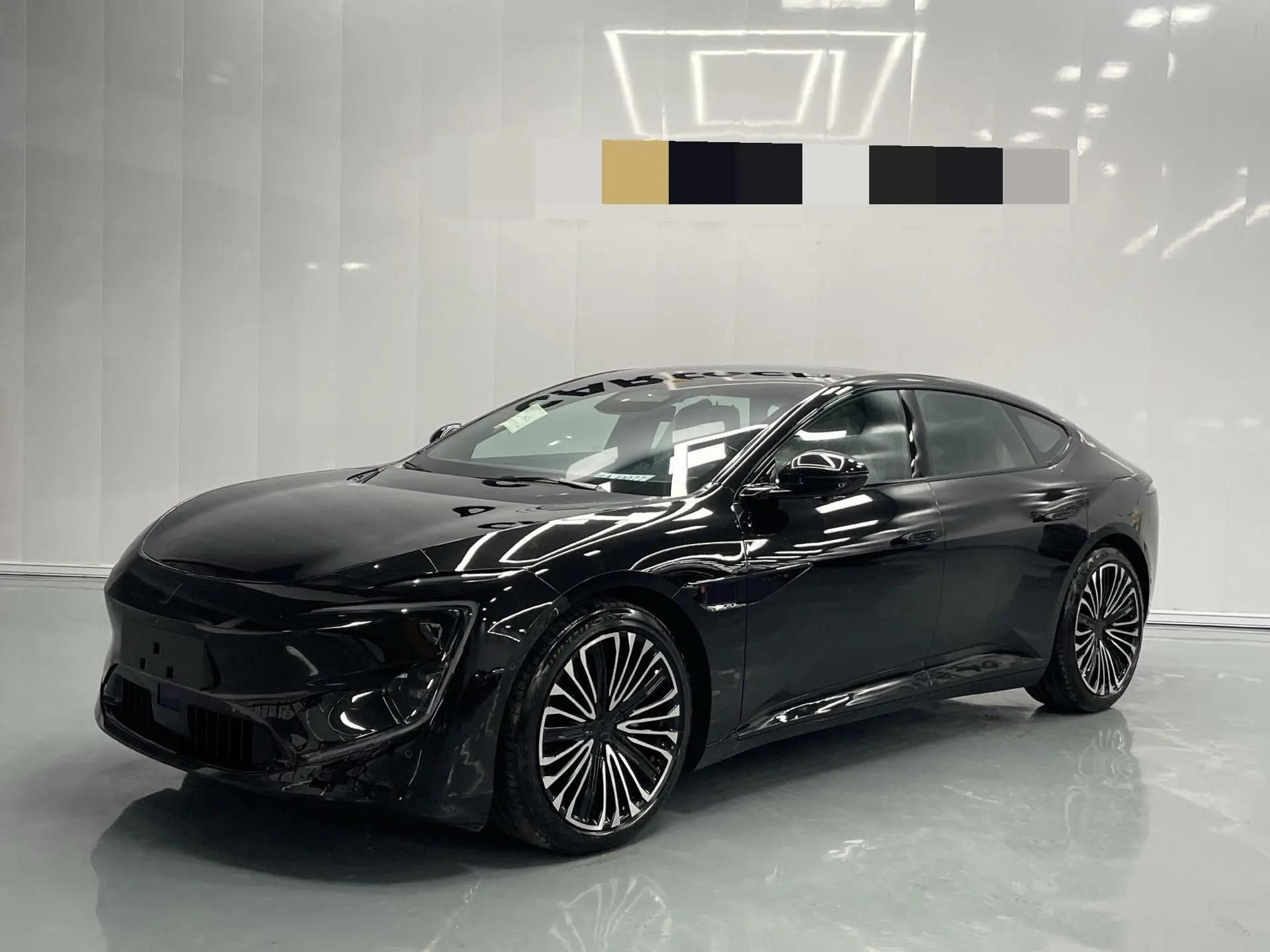 打开图片灯箱:Avatr 2025 Model Avatr 12 Ultra Pure Electric Four-Wheel Drive (Facelift) Automatic