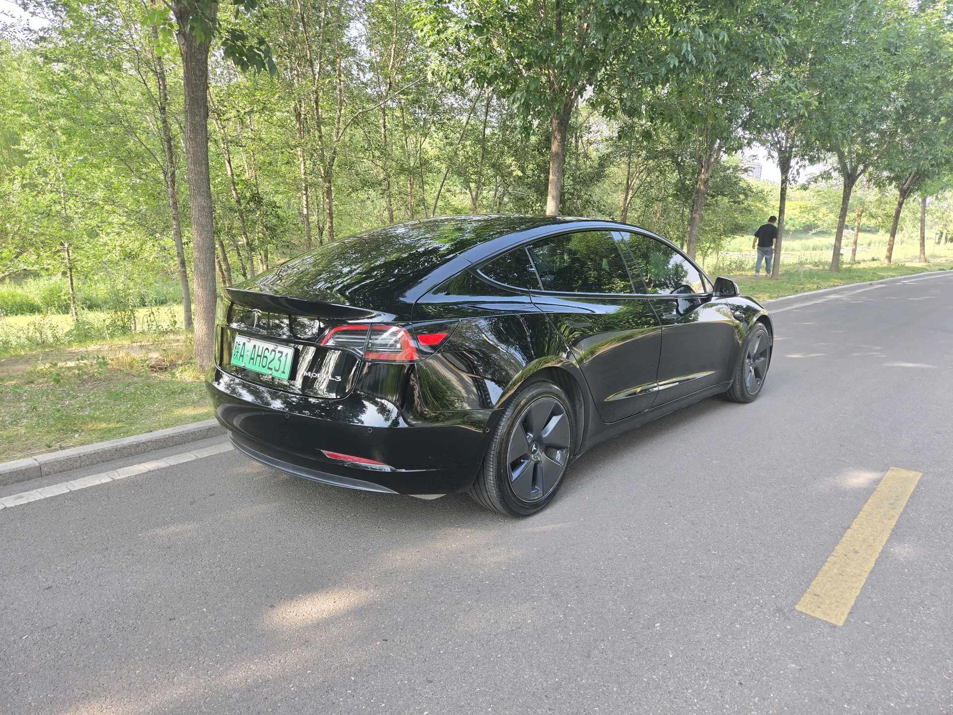 Model 3 2021 Standard Range Rear-Wheel Drive Upgrade 3