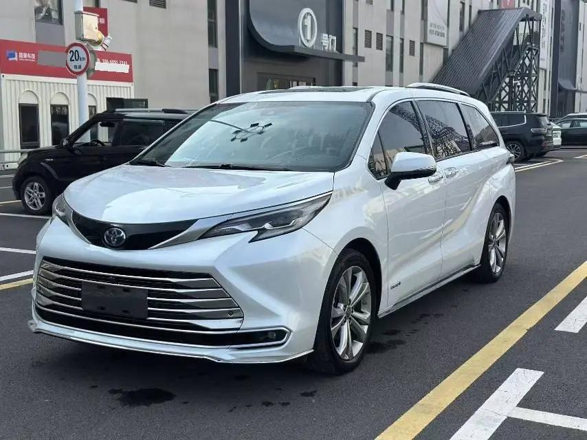 Toyota 2023 Sienna 2.5 CVT Prestige Automatic