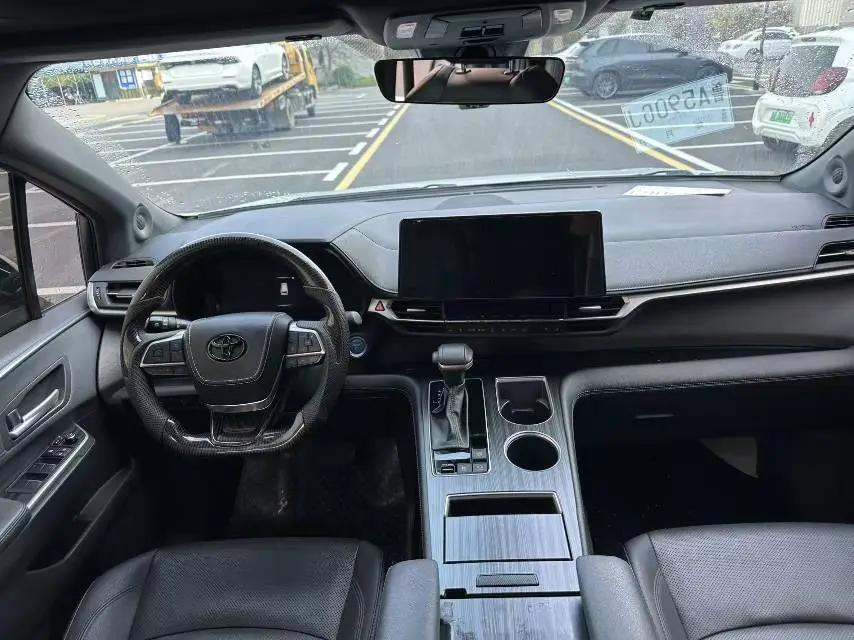 Toyota 2023 Sienna 2.5 CVT Prestige Automatic 4