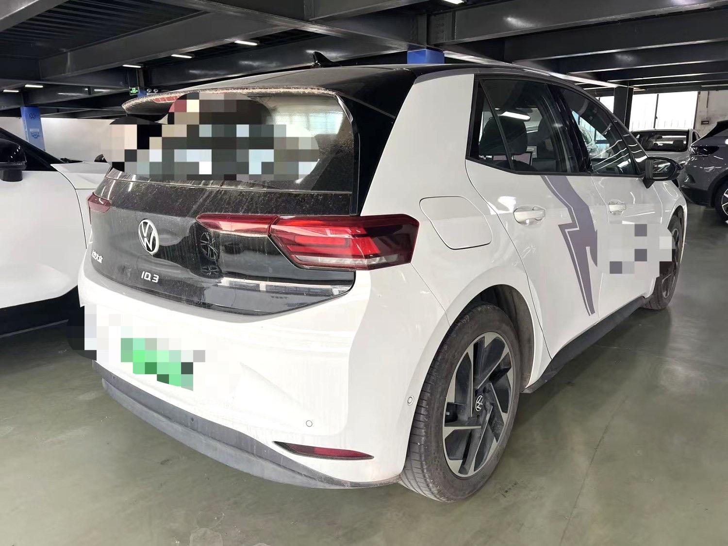 Volkswagen 2025 ID. 3 Smart Model, Ultra-Intelligent Version, Automatic Transmission 3