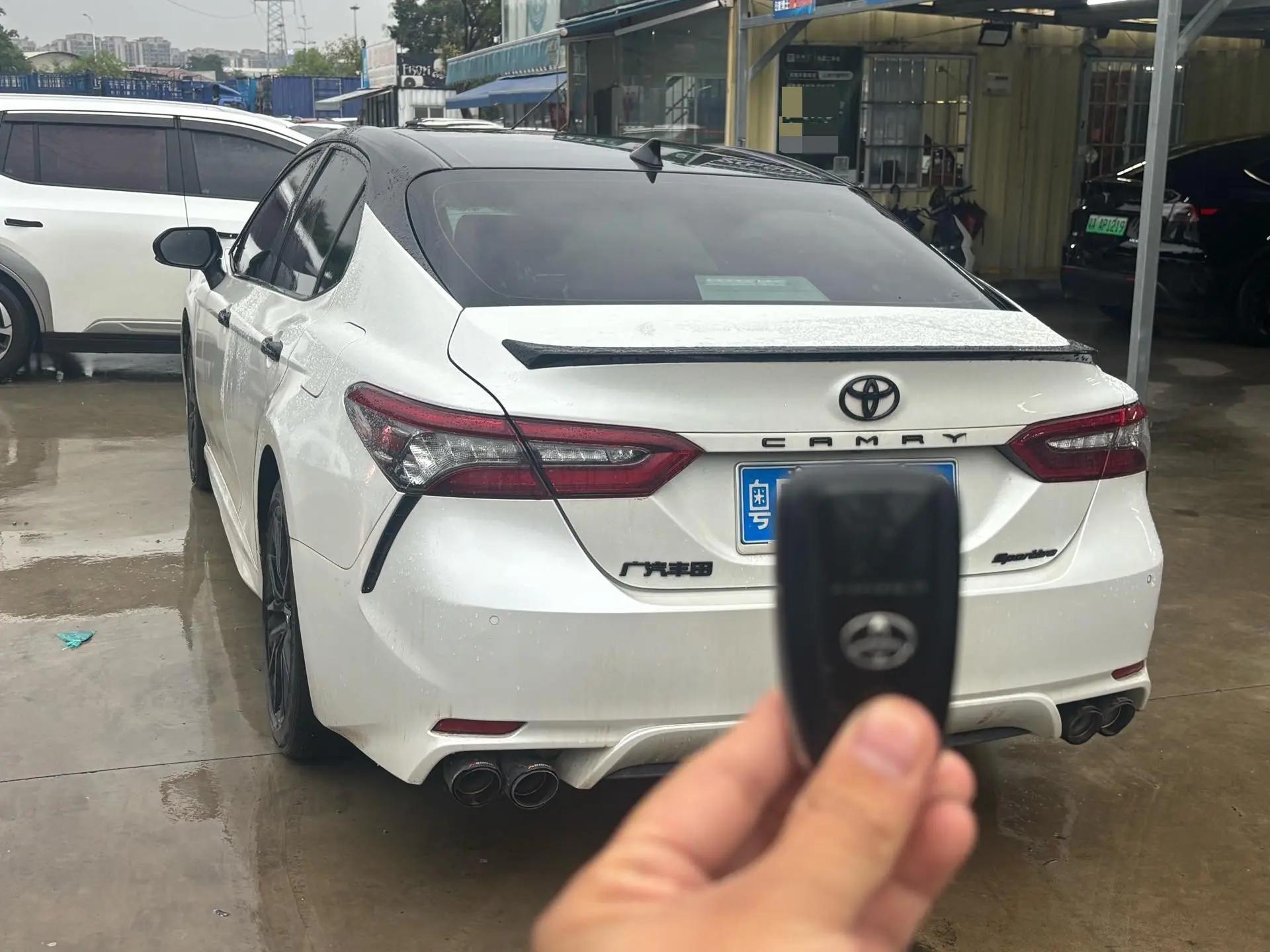 Toyota 2023 Camry 2.5S Knight Edition Automatic 3