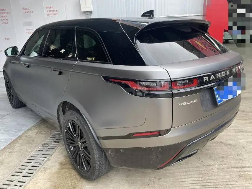 Range Rover Star Vein 2023 250PS Gel Black Collector's Edition 3