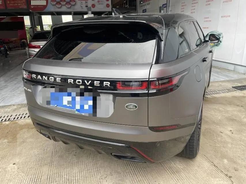 Range Rover Star Vein 2023 250PS Gel Black Collector's Edition 4