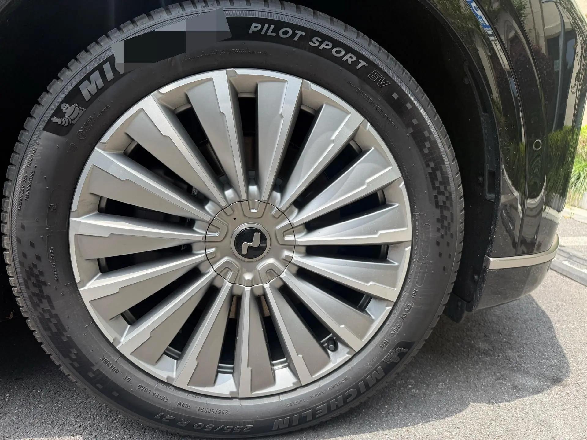 ONVO 2026 L90 Max six-seat automatic gear 10