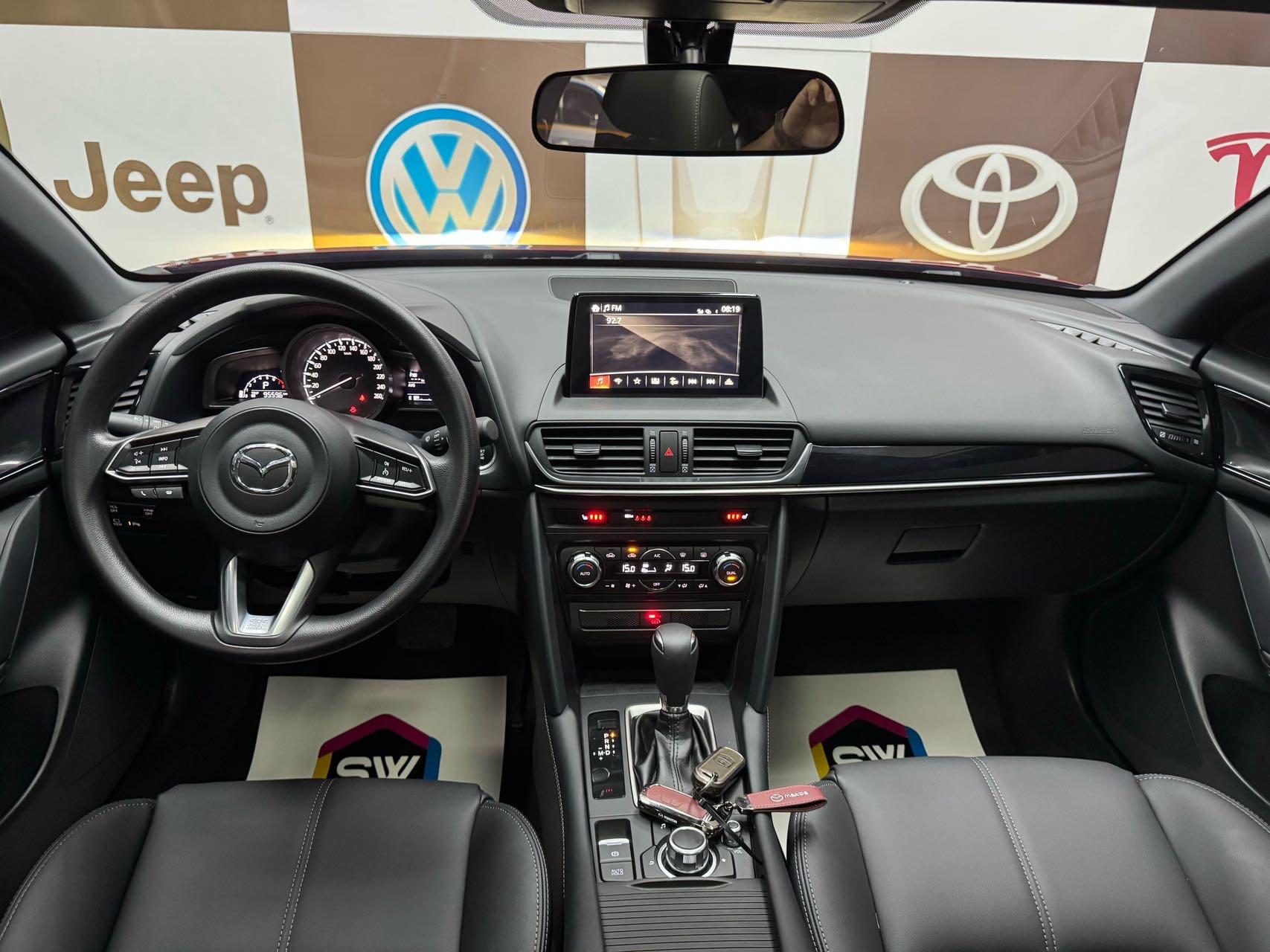 Mazda CX-4 2021 2.0L Automatic Two-Drive Blue Sky Exploration Edition 9
