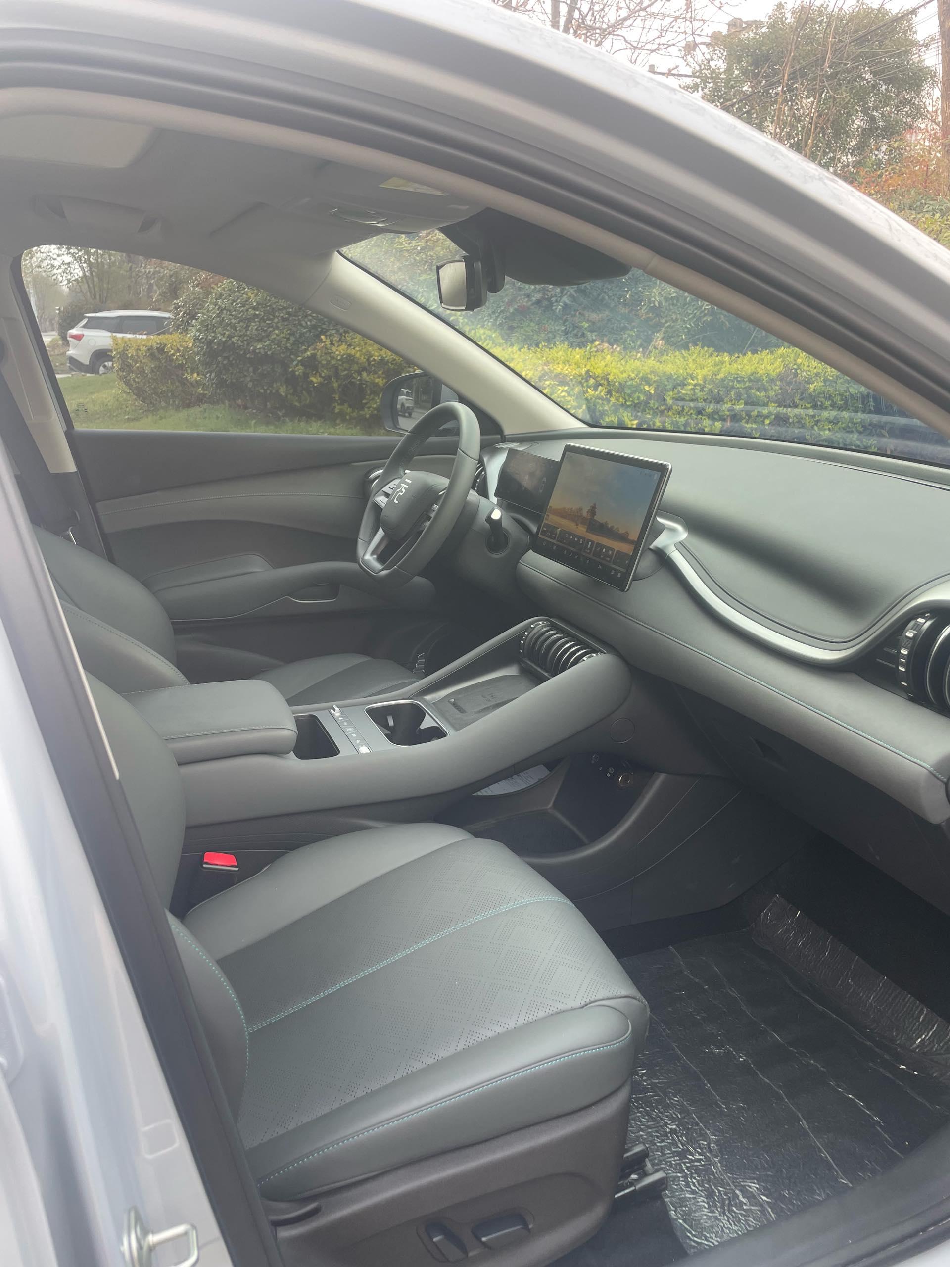 BYD Yuan PLUS 2025 Yuan PLUS Smart Driving Edition 430KM Exceed Automatic Gear 3