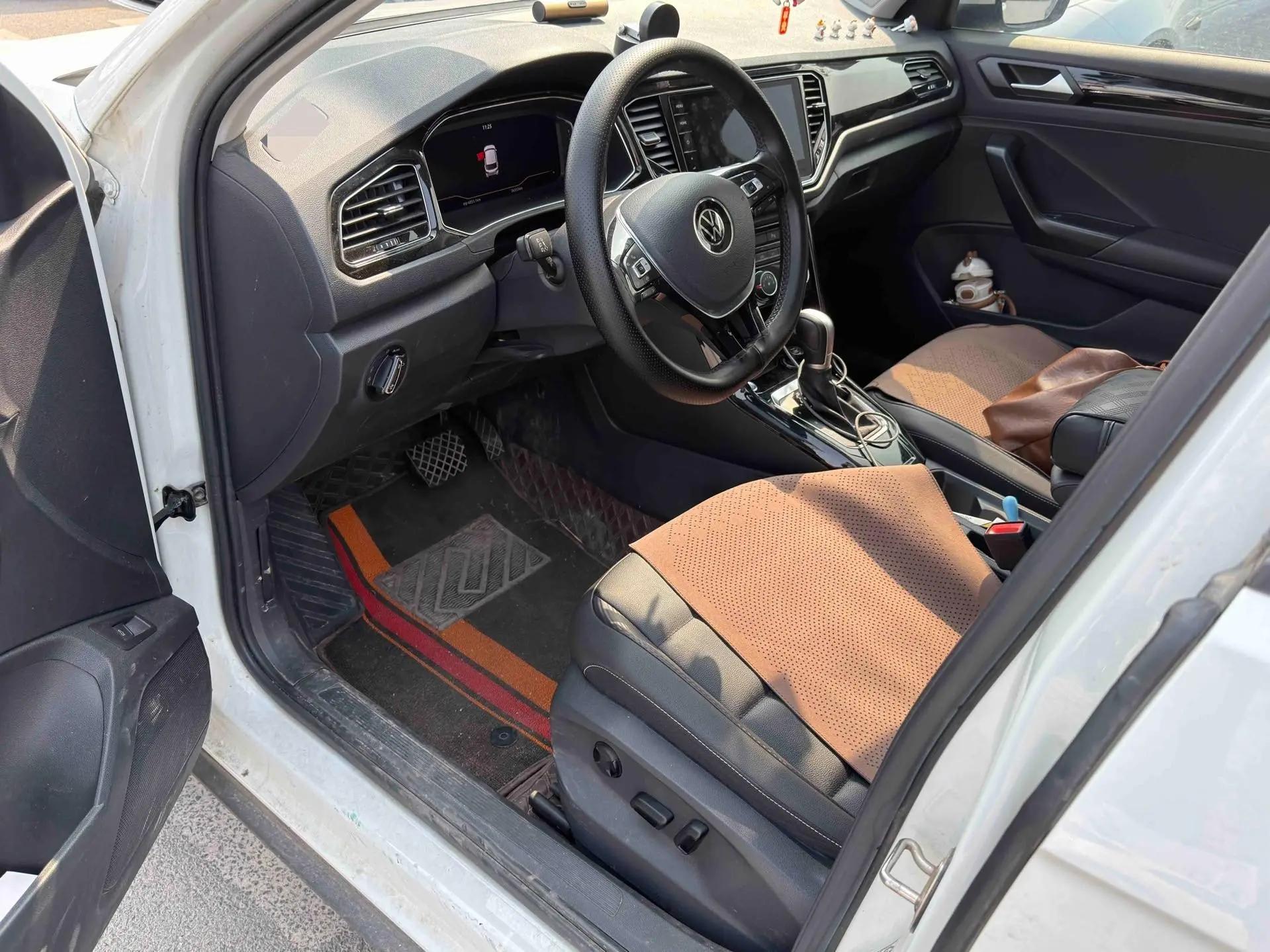 T-ROC Tange 2022 280TSI DSG Two-Drive Comfortable PLUS 7