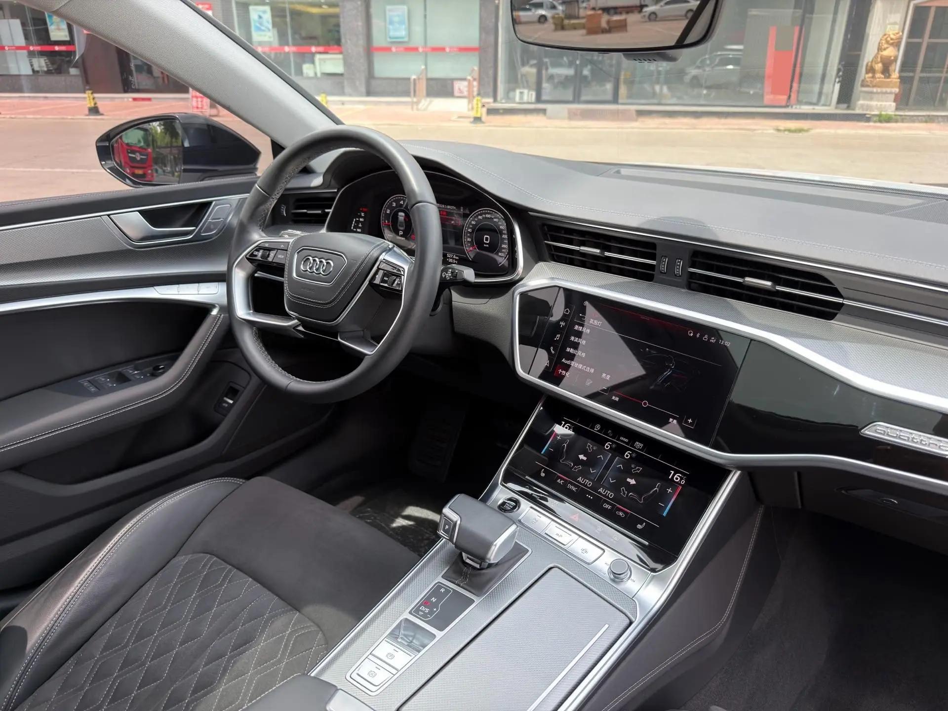 Audi 2024 A7L 2.0TFSI 45TFSI Quattro Luxury Automatic 14