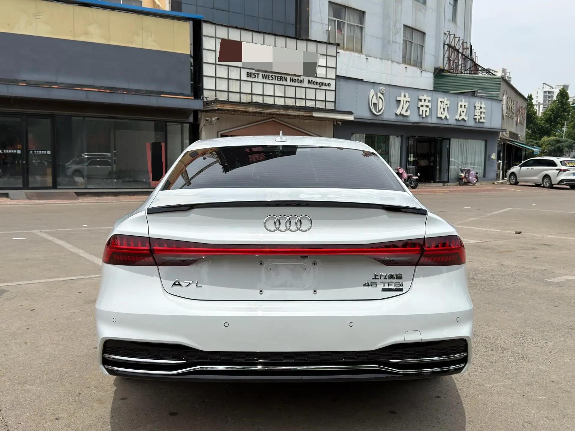 Audi 2024 A7L 2.0TFSI 45TFSI Quattro Luxury Automatic 16