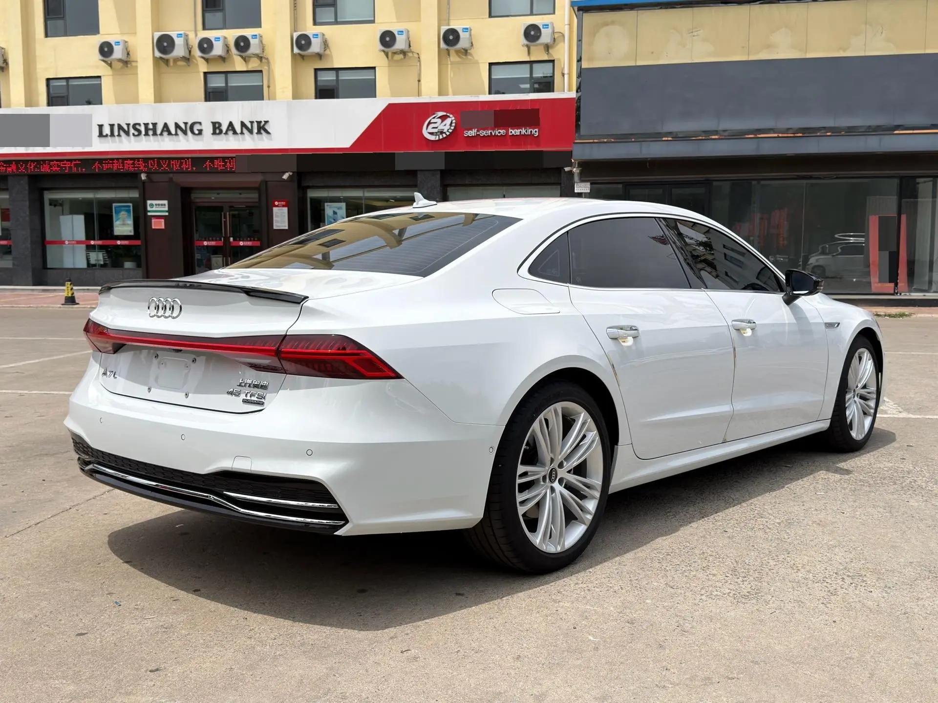 Audi 2024 A7L 2.0TFSI 45TFSI Quattro Luxury Automatic 17