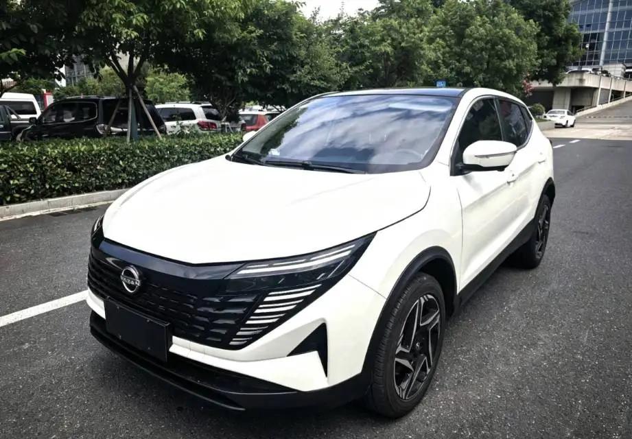 Nissan 2025 Qashqai Honor 2.0 CVT Honor XV Advanced Edition Automatic