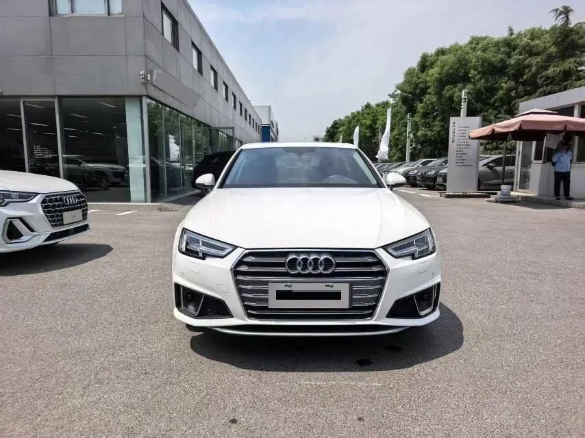 Audi A4L 2019 40 TFSI Fashion VI 2