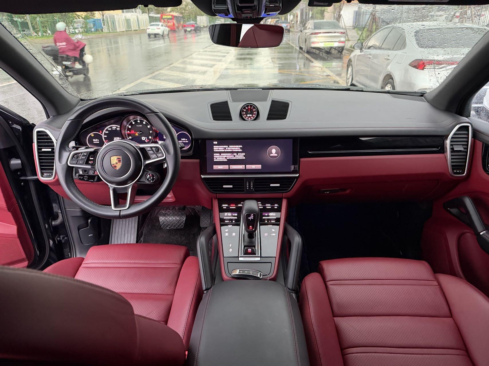 2022 Cayenne Coupé 3.0T Platinum Edition 4