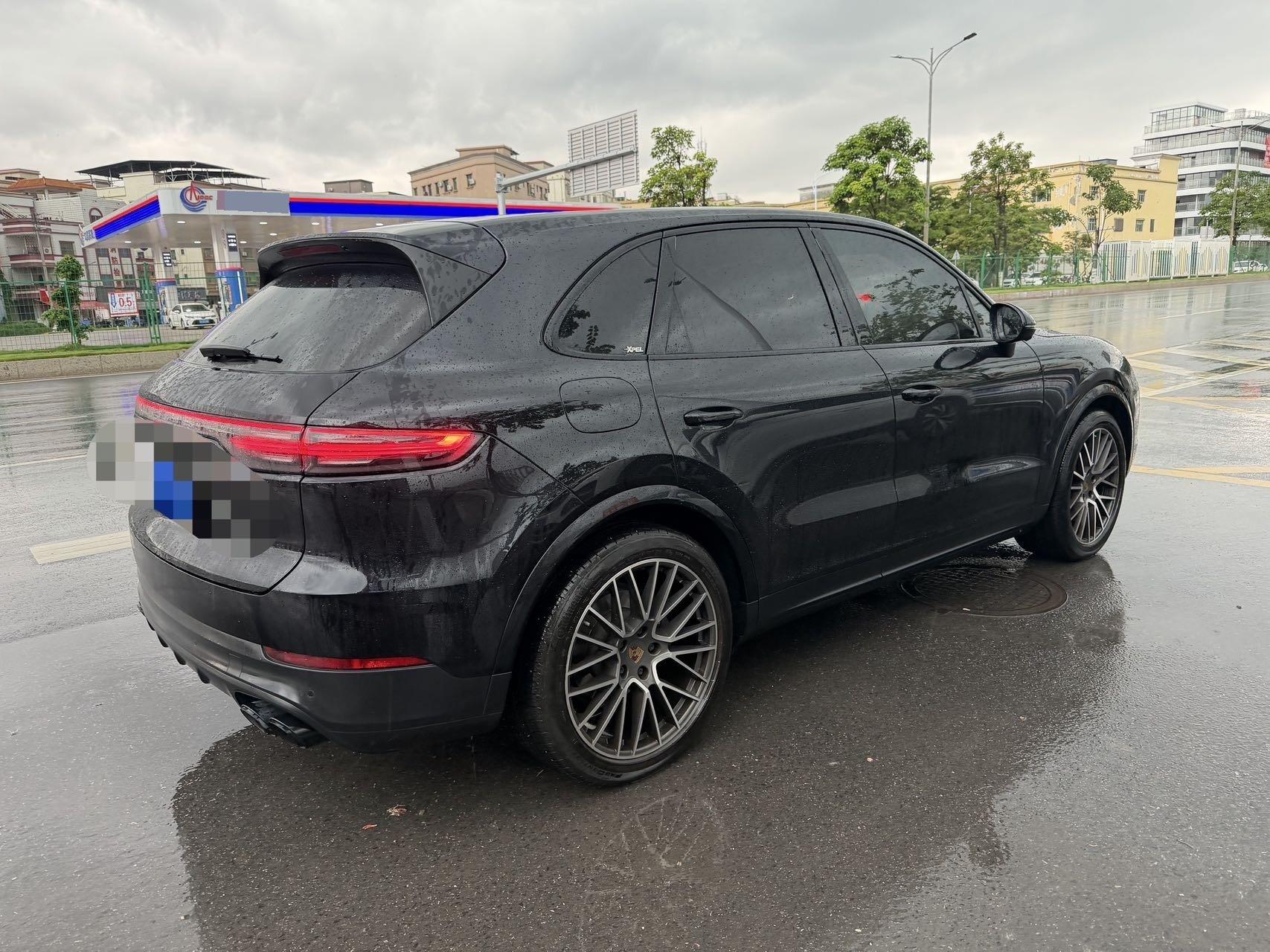 2022 Cayenne Coupé 3.0T Platinum Edition 6