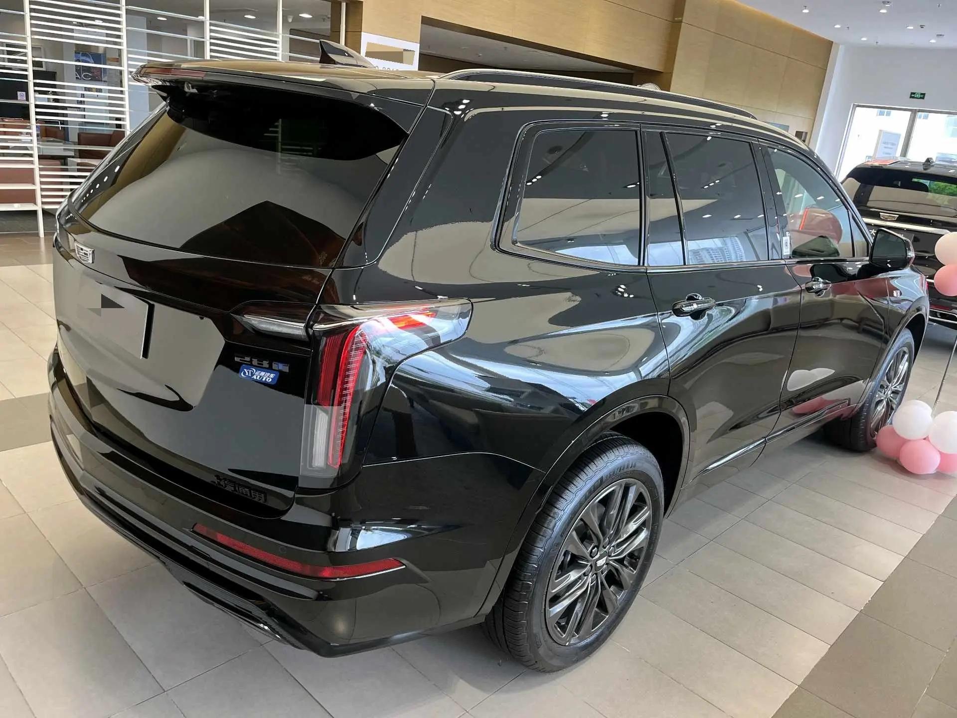 Cadillac 2025 XT6 48V 2.0T 6 4-wheel drive distinguished administrative black standard automatic gear 2