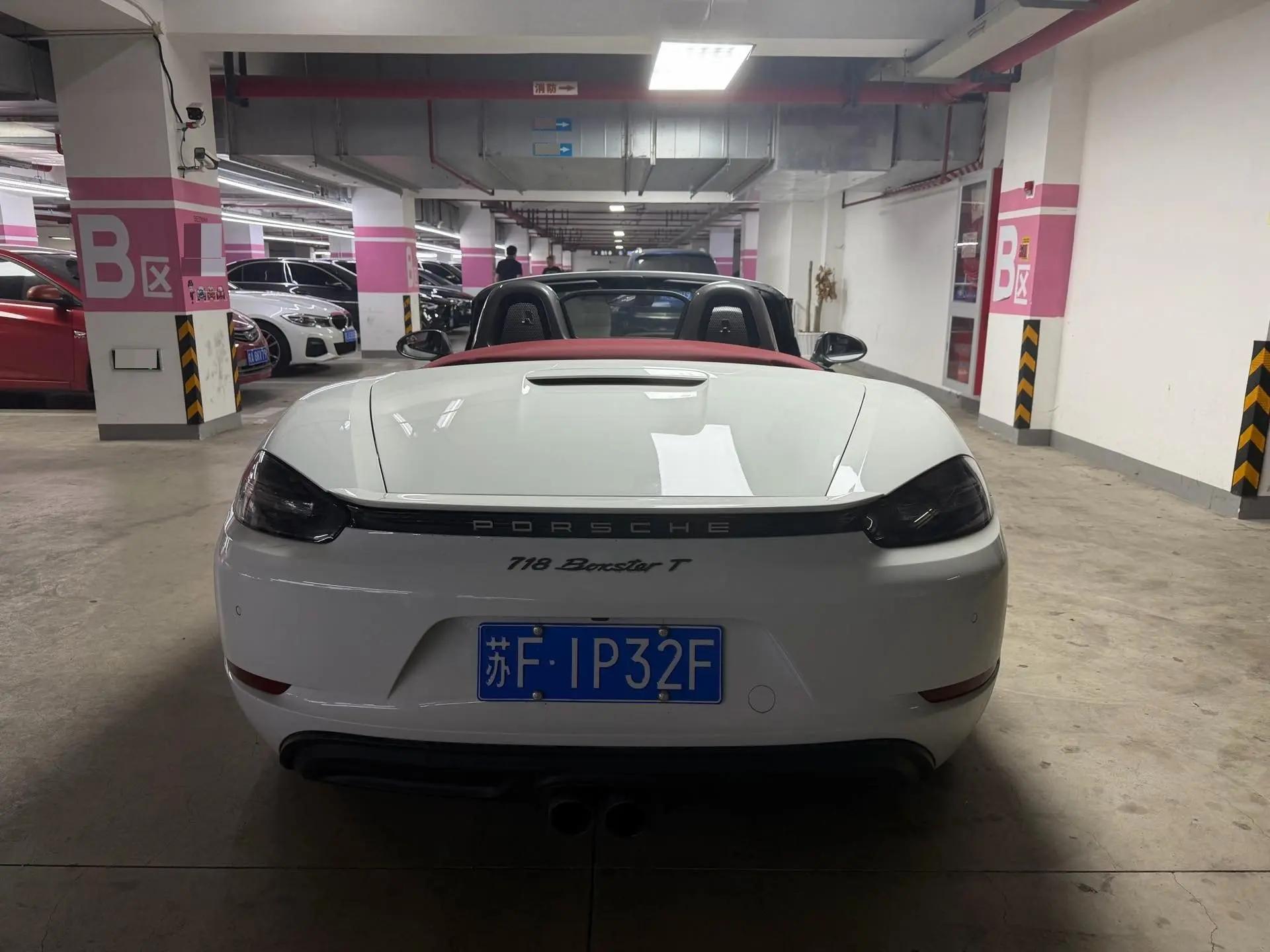 Porsche 718 2019 Boxster T 2.0T 6