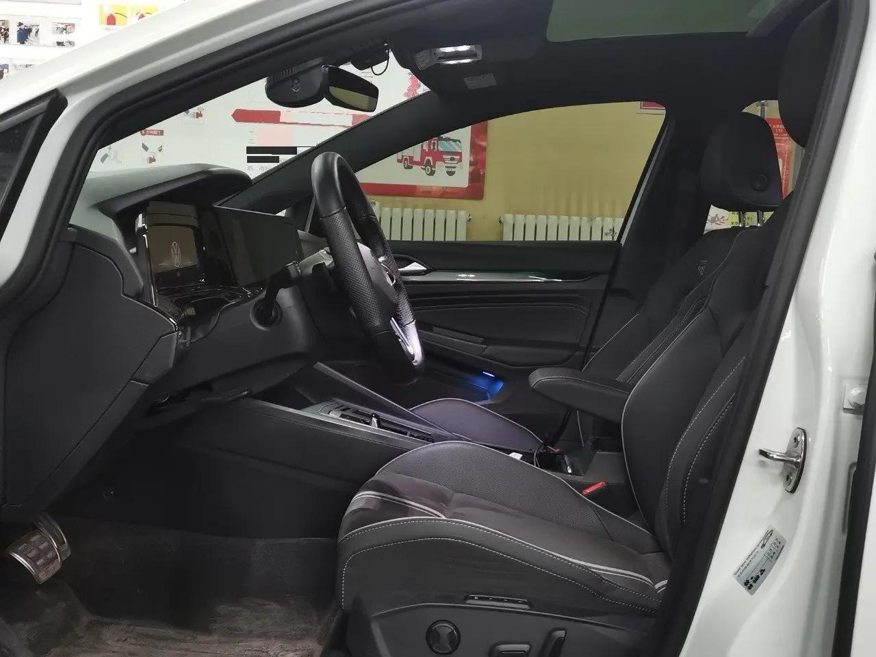 Volkswagen 2023 Golf 8 R-Line 1.4TSI 280TSI Lite Automatic 8