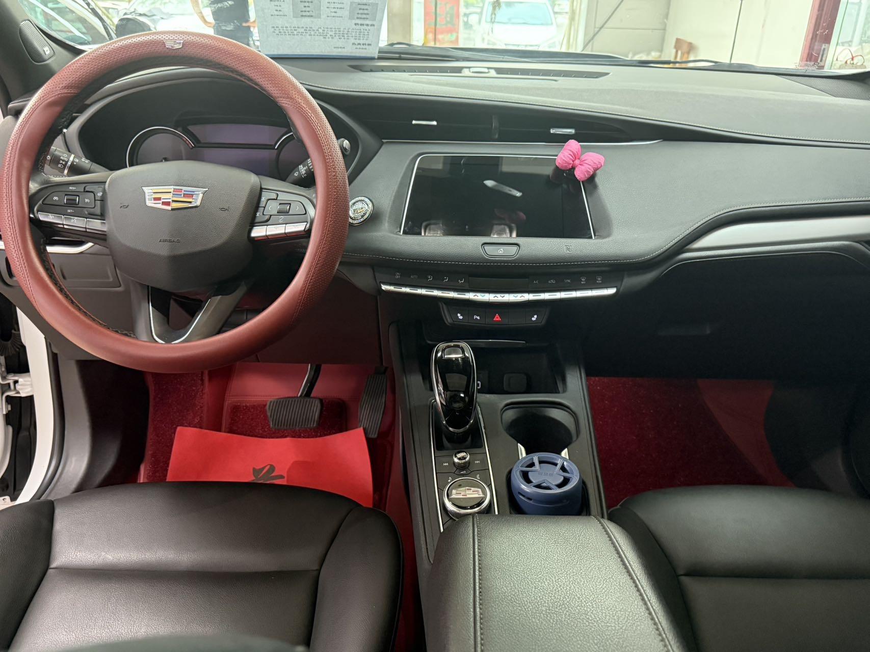 Cadillac XT4 2021 28T Two-Drive Leading Model 7